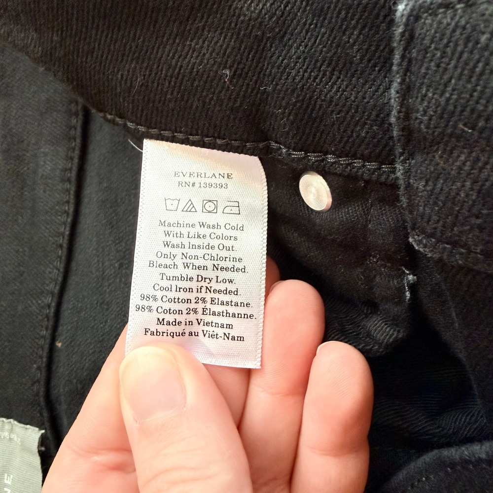 EVERLANE Black High Rise Flare Jeans Raw Hem Size 29 Regular - Picture 6 of 8
